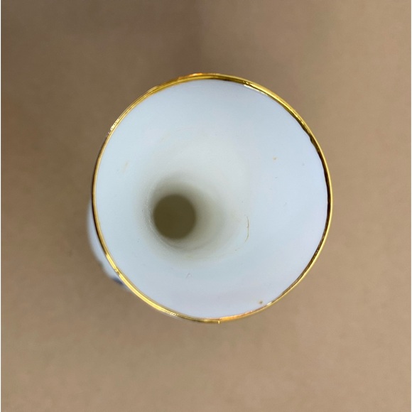 Vtg Camelot Bone China Bud Vase with Floral Motifs Flowers Roses Wildflowers - Picture 6 of 7